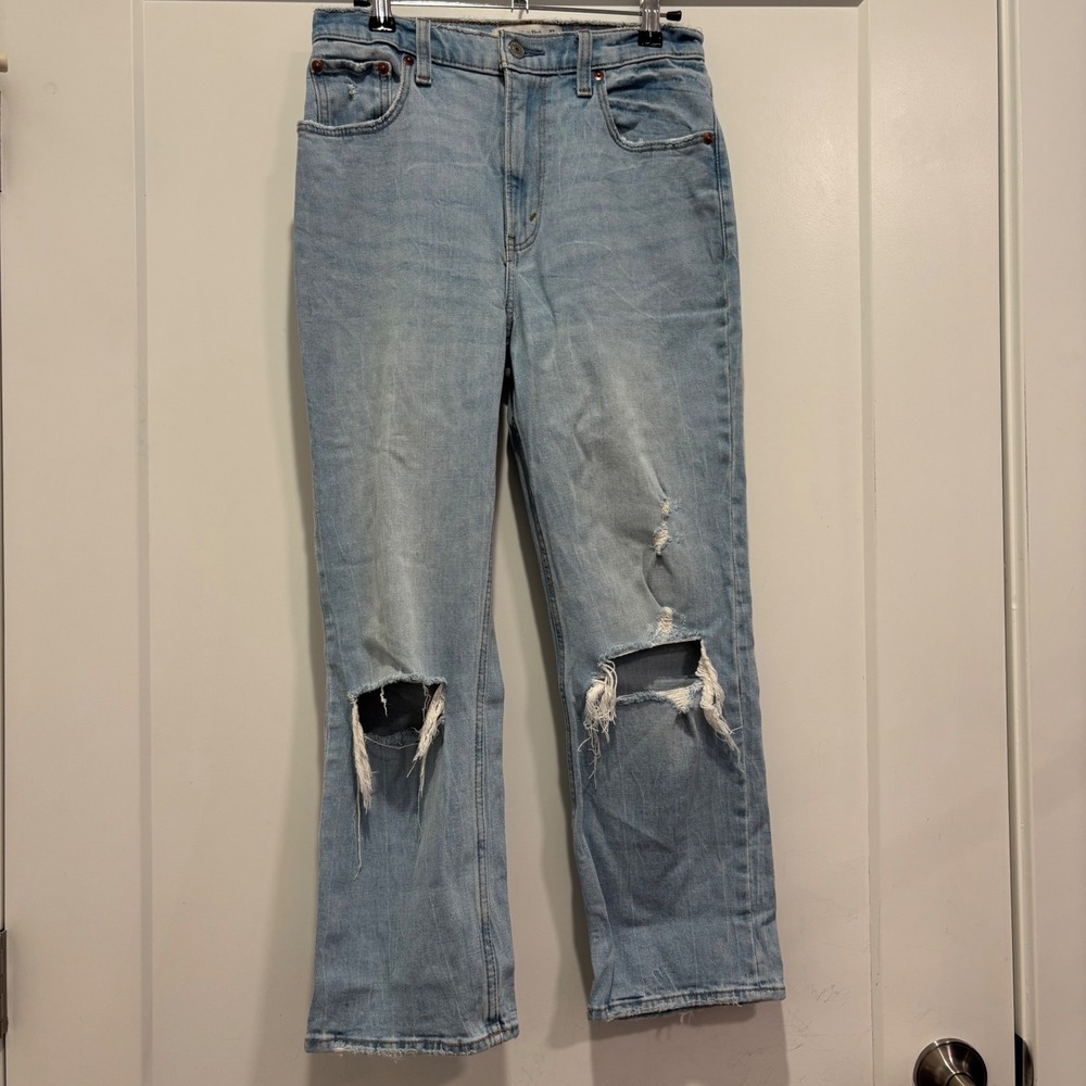Abercrombie & Fitch Ultra High Rise Ankle Straight Jeans Light Wash 27 4S